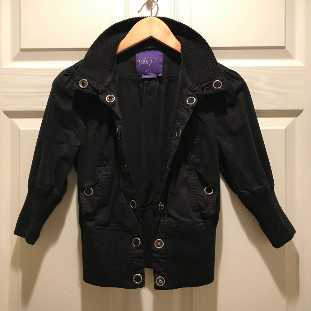 Cropped jacket